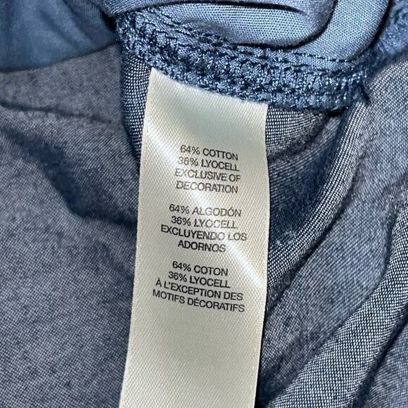 Chico’s Chambray Denim Sequin Vest Jacket | Chico’s Size 0 (XS) - Picture 6 of 9